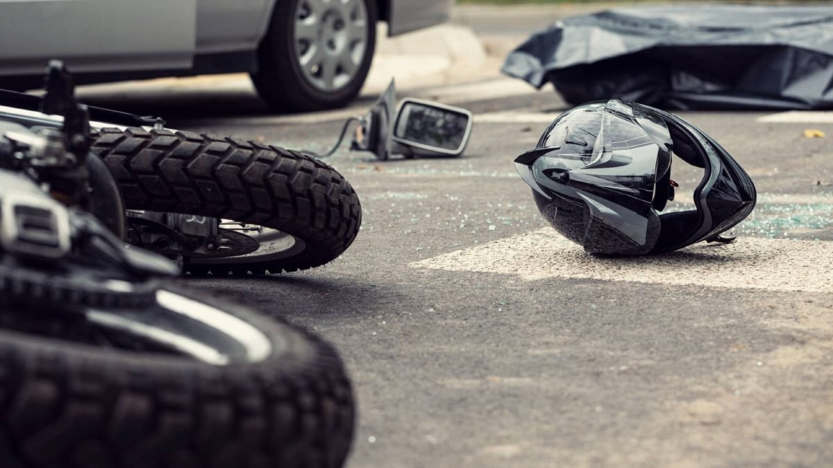 Lee más sobre el artículo Viajar en moto multiplica por 2,2 el riesgo de sufrir un siniestro grave o mortal